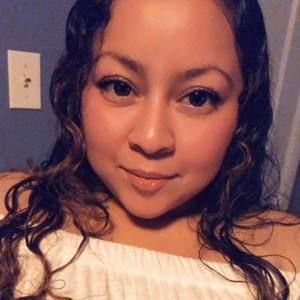 Meet your Posher, Alma